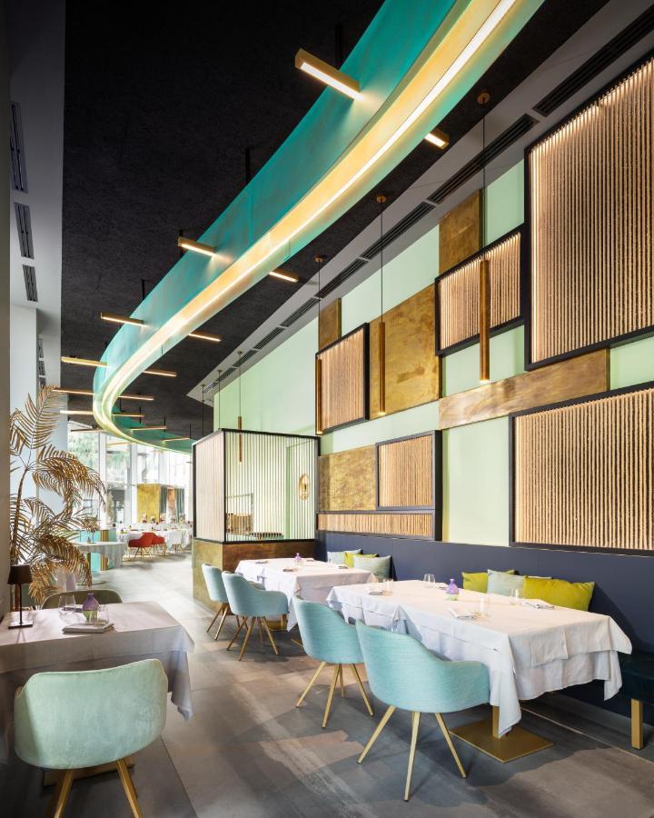 J44 Lifestyle Hotel Lido di Jesolo Exteriör bild Restaurant