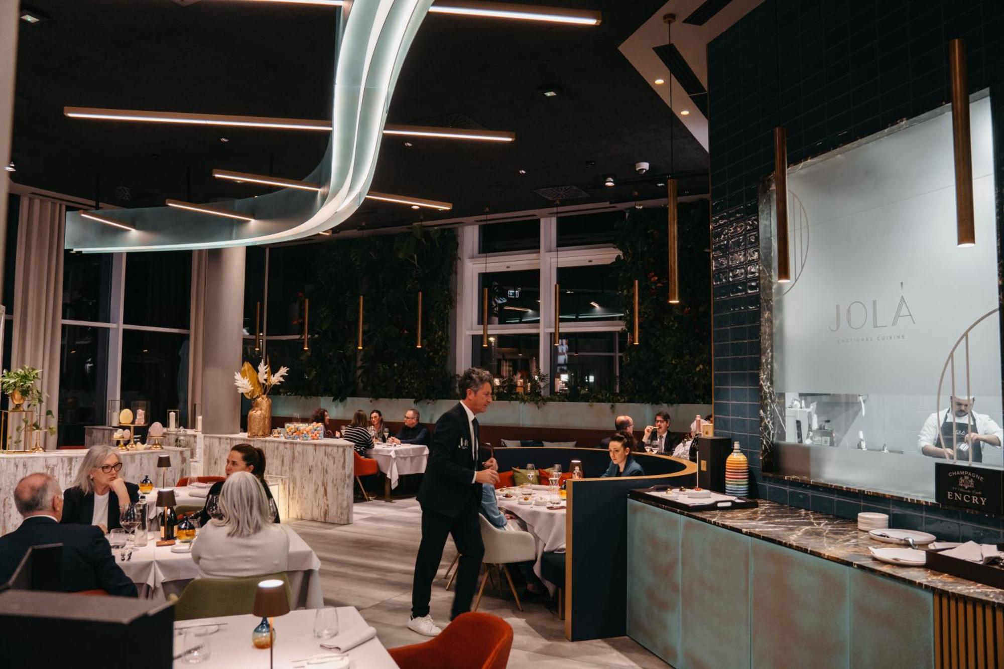 J44 Lifestyle Hotel Lido di Jesolo Exteriör bild Restaurant NOLÀ