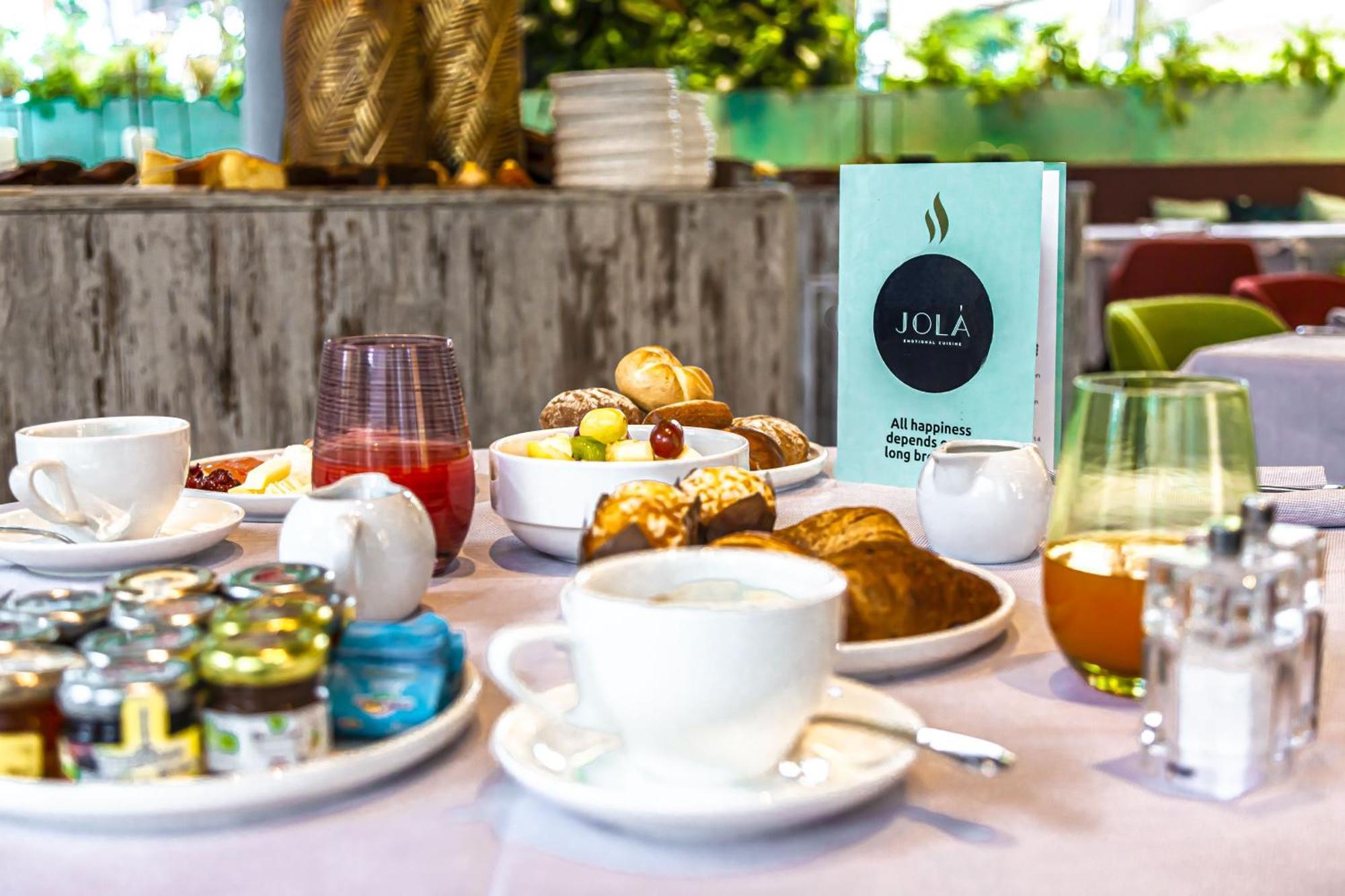 J44 Lifestyle Hotel Lido di Jesolo Exteriör bild Jola
